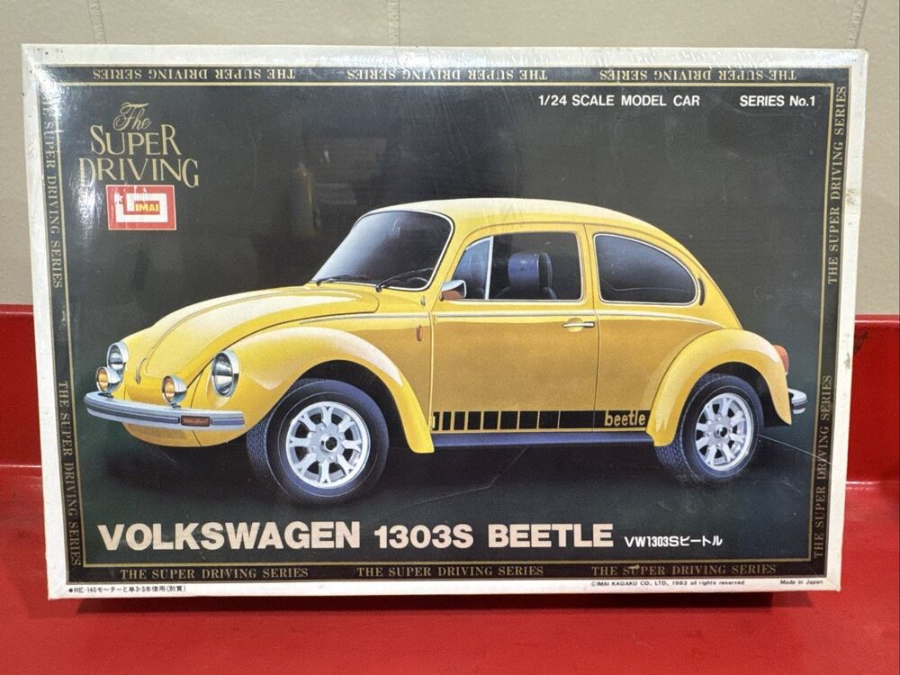IMAI 1:24 'The Super Driving Series' Volkswagen 1303S Beetle #B-2059-1000 NIB
